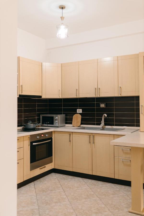 Rs Place 1-Bedroom Apartment Tirana Exteriör bild