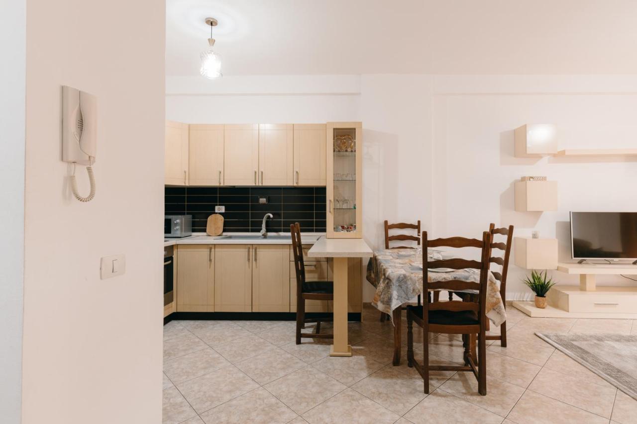 Rs Place 1-Bedroom Apartment Tirana Exteriör bild